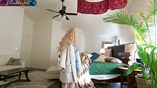 Dude and stepmom share a bed in hotel because of lack of money